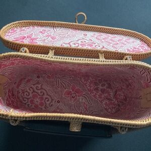 No name hard woven purse,  12 wide, 8 high, 4 deep